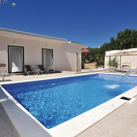 3 Bedroom Gorgeous Home In Makarska Exterior foto